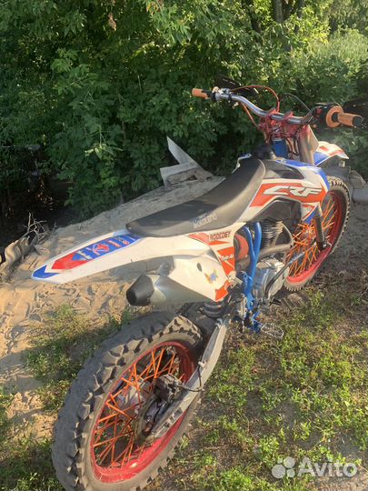 Motoland crf 250