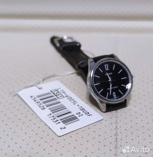 Часы наручные Casio LTP-V005L-1b женские новые
