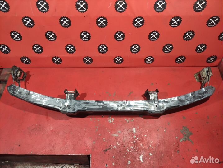 Усилитель перед. бампера Range Rover II 1994-2002