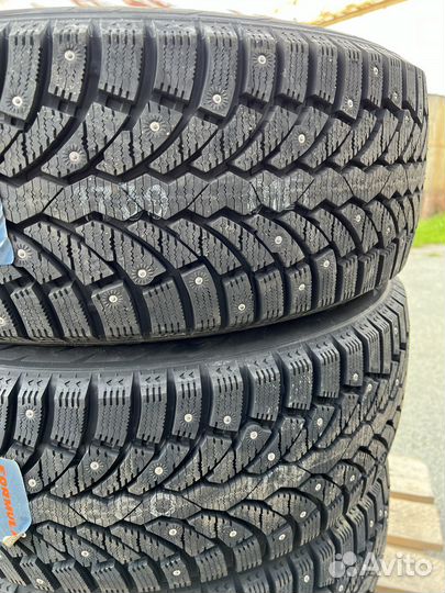 Pirelli Formula Ice 225/55 R18 102T