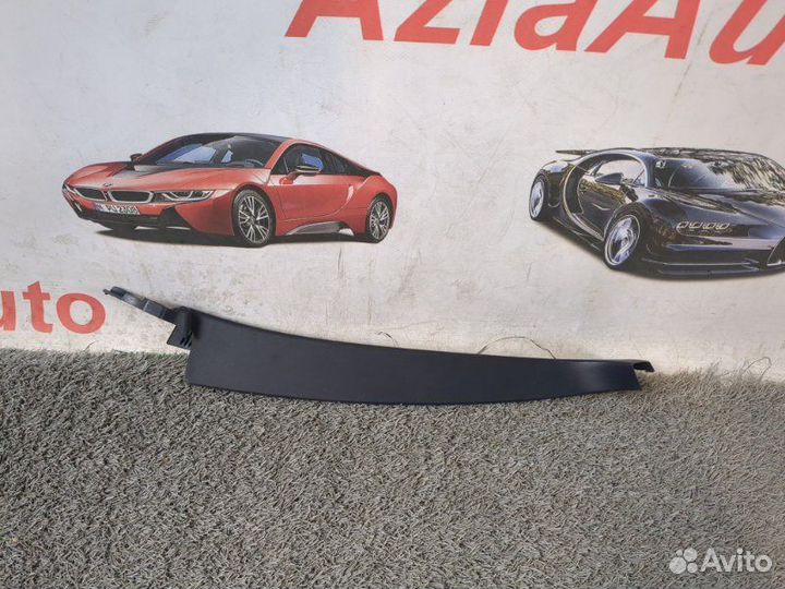 Накладка в салоне правая Toyota Corolla E210