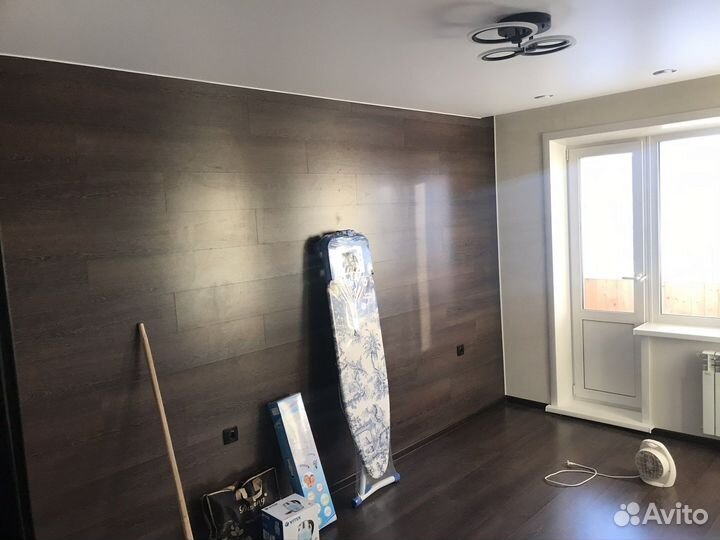 Укладка настил линолеума, кварцвинила, ламината