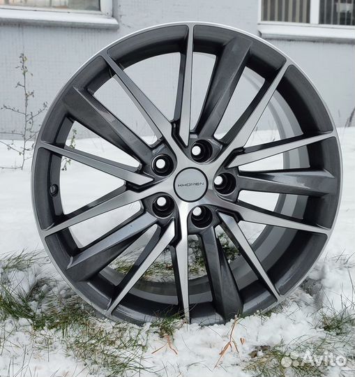 Диски R18 Toyota Camry 8х18 5x114,3 ET 50 D60,1