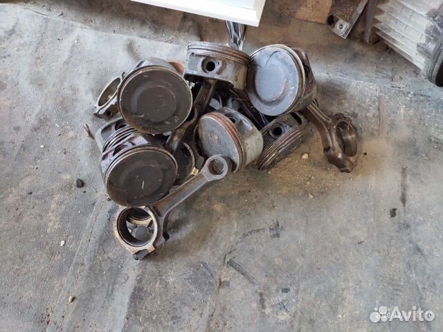 Шатуны с поршнями Шевроле Трейлблейзер 2002-2007