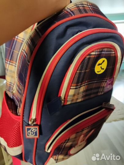 Школьный рюкзак