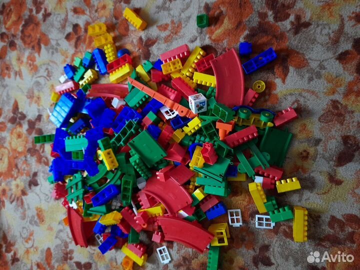 Детский конструктор lego более 500 шт