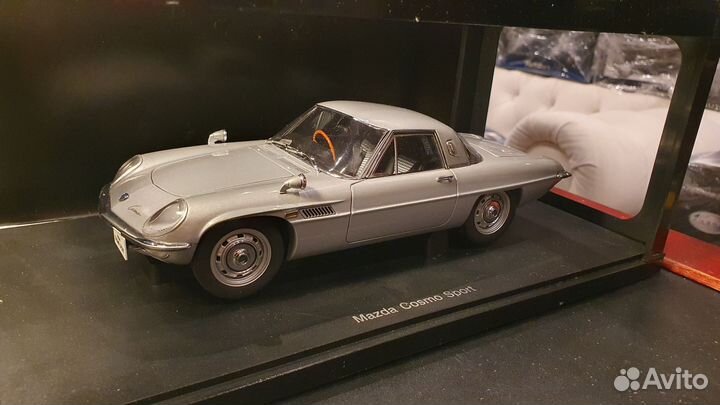 1:18 Autoart Mazda Cosmo Sport silver
