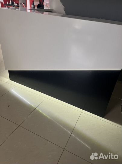 Каменный рецепшен