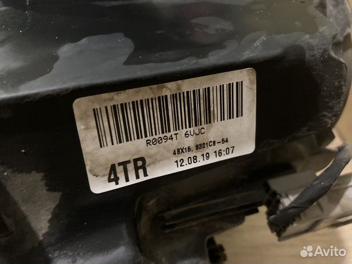 Фара правая mitsubishi outlander 3