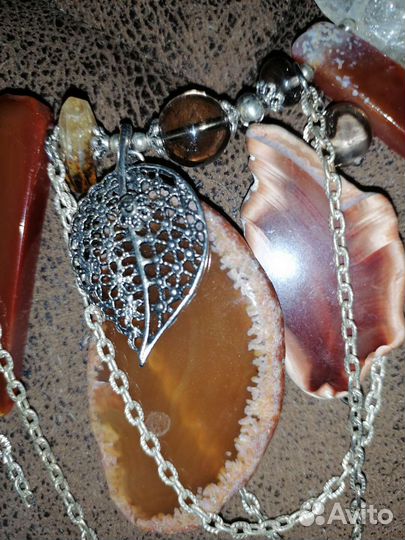 Колье ожерелье