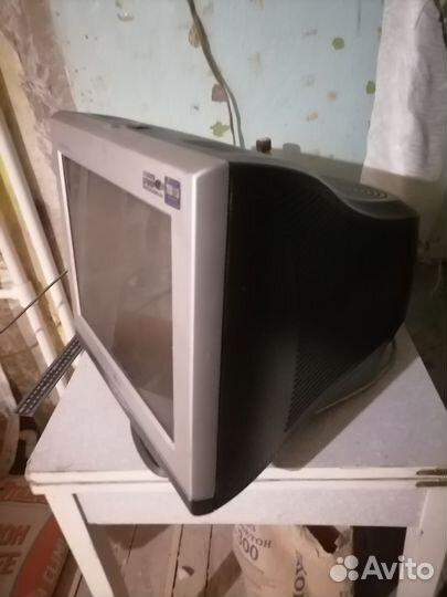 Монитор LG Flatron