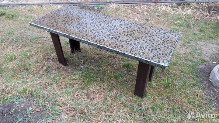 Диваны и столы для кафе б/у