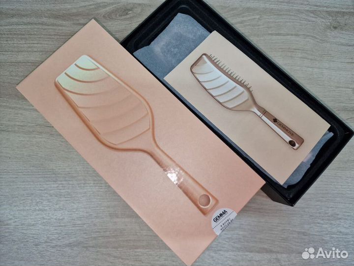 Расческа массажная магнитная