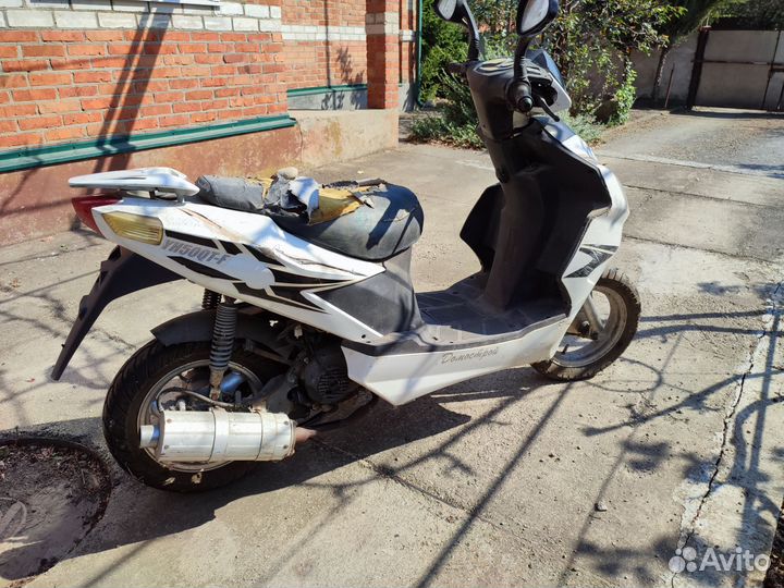 Скутер 50 4 тактный китаец