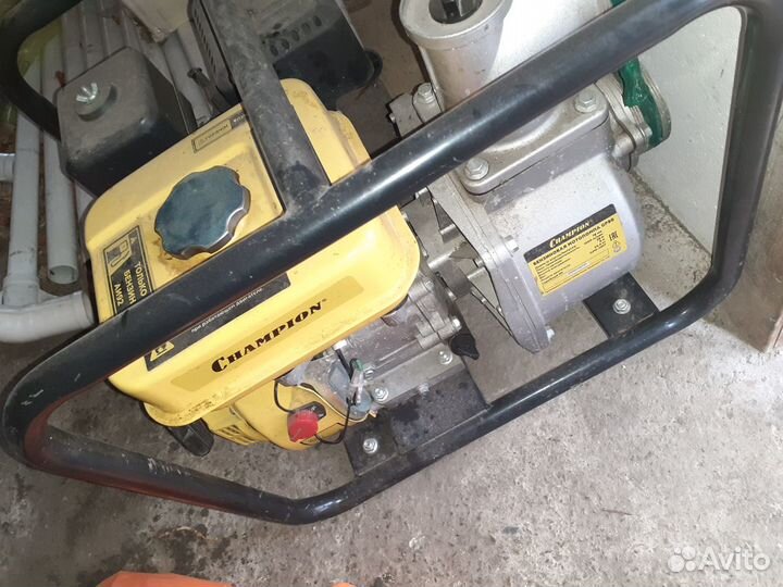 Бензиновый мотопомпа