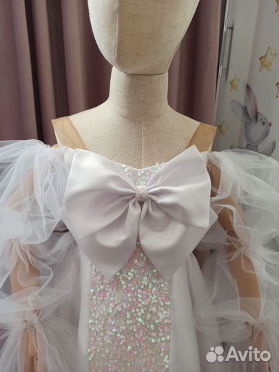 Нарядное платье