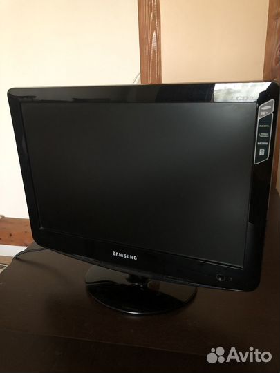 Монитор Samsung 19 дюймов