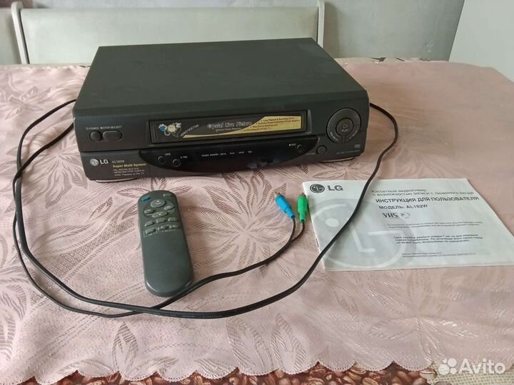 Видеомагнитофон видеоплеер