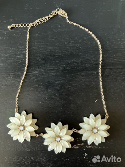 Украшение на шею