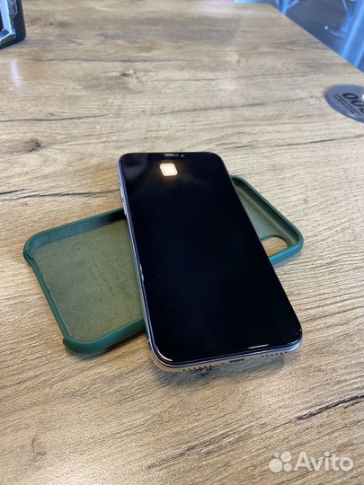 Телефон iPhone x