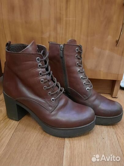 Ботинки осенние