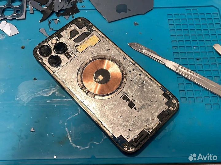 Ремонт iPhone. Замена заднего стекла. Частный маст