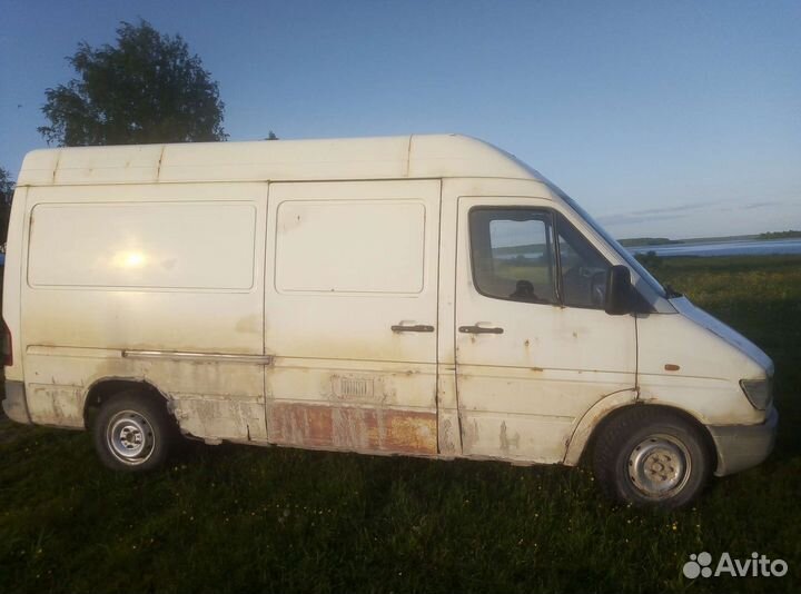 Mercedes-Benz Sprinter 2.2 МТ, 1998, 560 000 км