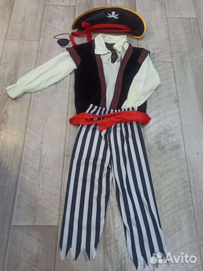 Карнавальный костюм пирата
