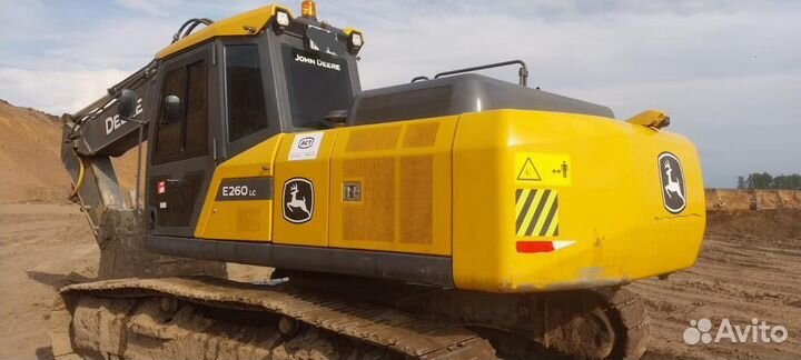 Гусеничный экскаватор John Deere E260 LC, 2021