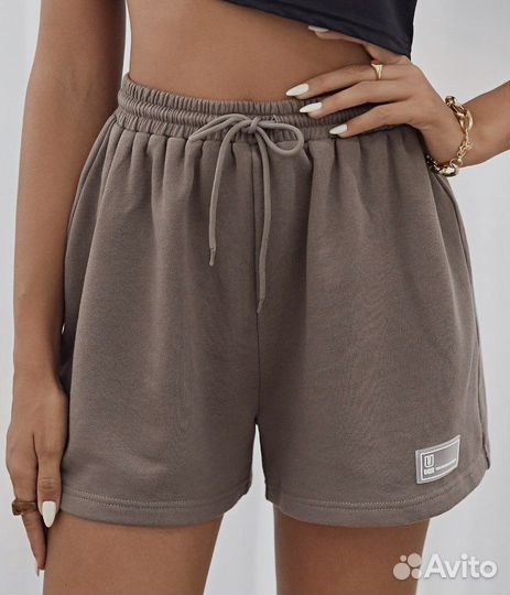 Шорты женские