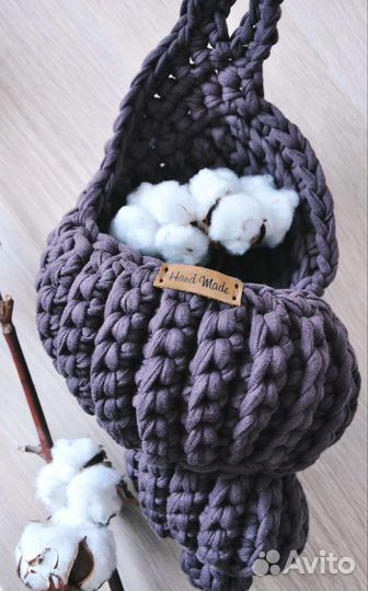 Корзина интерьерная вязаная