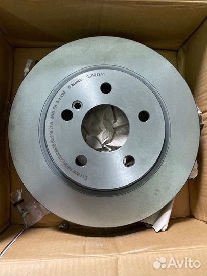 Диски тормозные задние Brembo Mercedes C (W204)