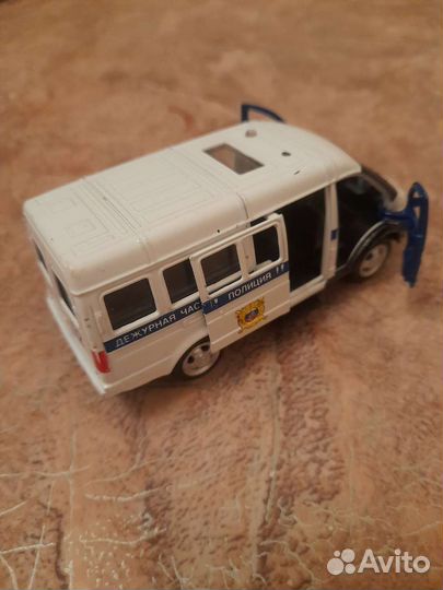 Полицейский Газель