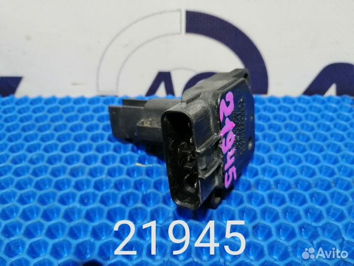 Датчик массового расхода воздуха Subaru Legacy