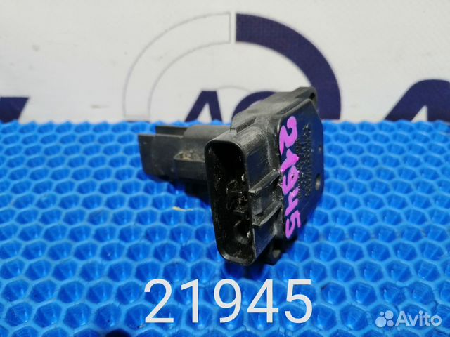 Датчик массового расхода воздуха Subaru Legacy