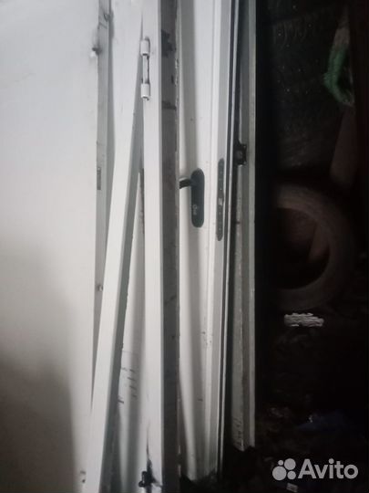 Сейфные двери железные