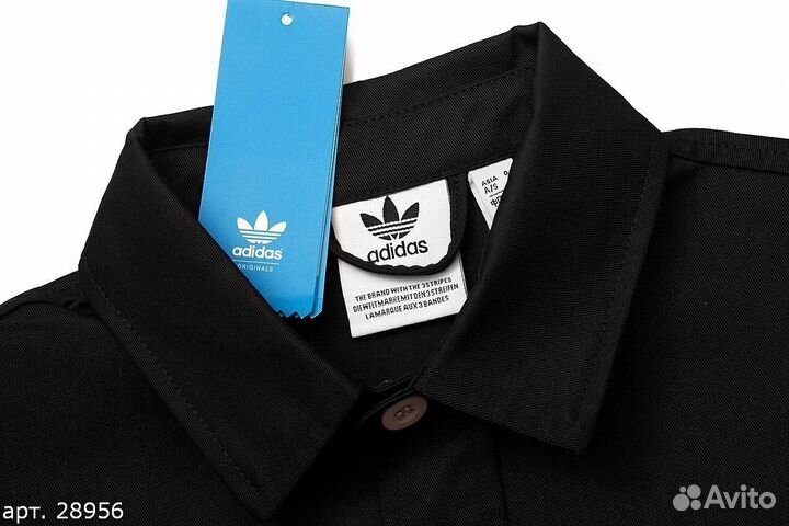 Коуч Adidas черный с полосками на спине