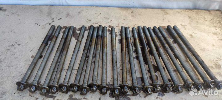 Болты Гбц Mercedes-Benz GL-класс m273 923