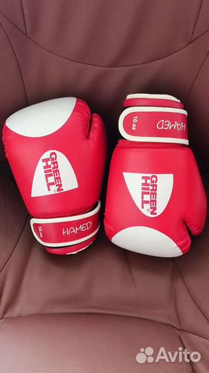 Боксерские перчатки 10 oz