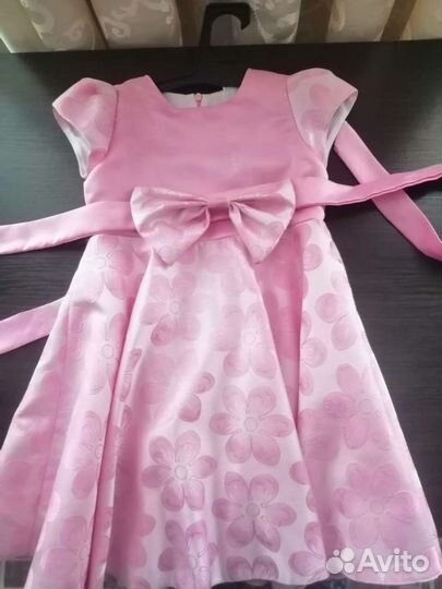 Продам платье