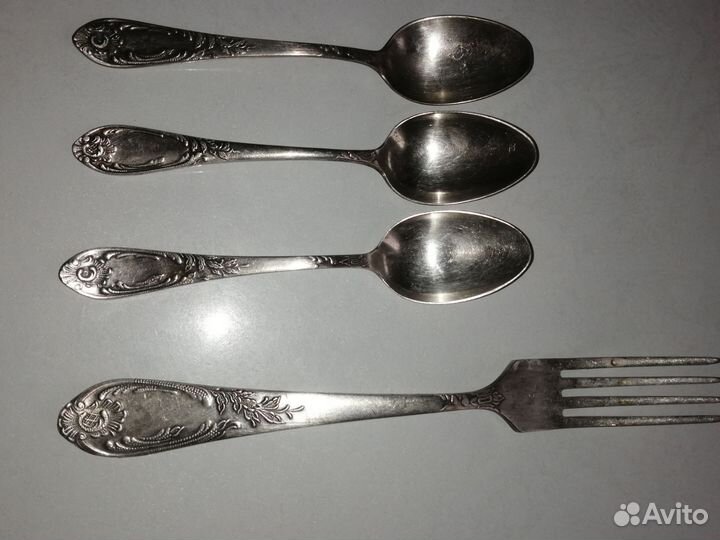 Ложки и ножи мельхиоровые