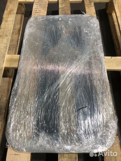 Стекло лобовое 16Y-56E-00002