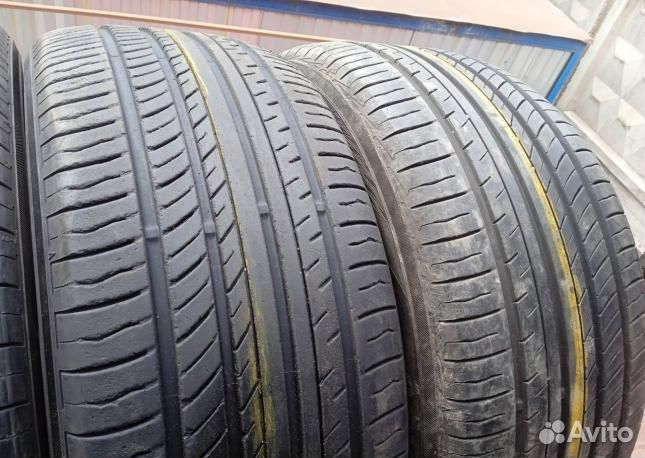 Yokohama Advan dB V552 225/50 R17