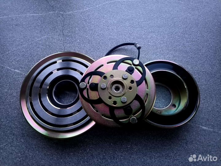 Муфта кондиционера Mitsubishi Nissan