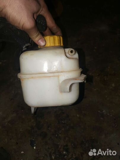 Расширительный бачок Daewoo Nubira 2