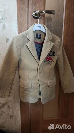 Пиджак на мальчика