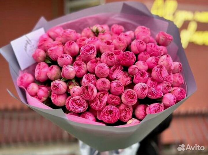 Букет из 17 пионовидных роз