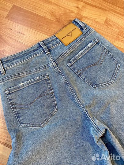 Джинсы женские