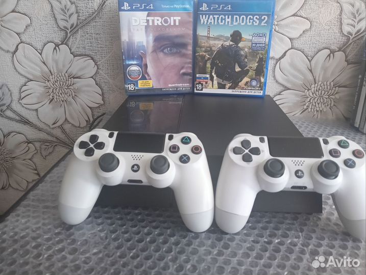 Sony PS4 + геймпада один