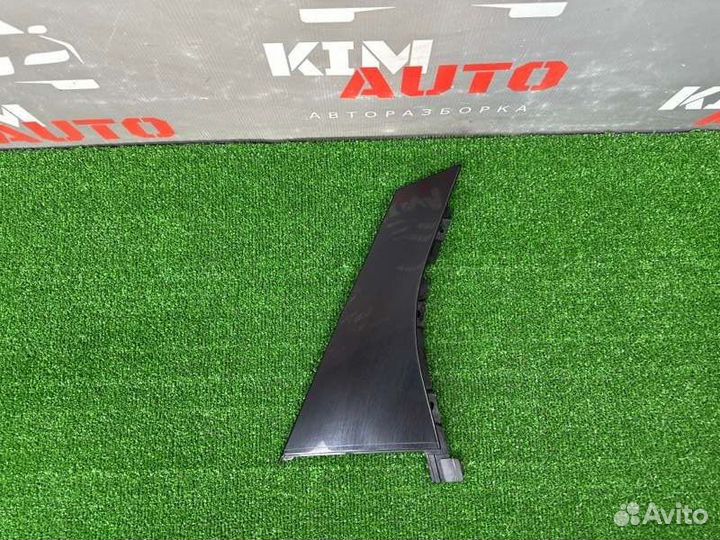 Накладка двери задняя правая Ford Focus 3 седан